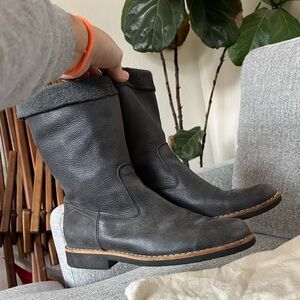Roots leather boots